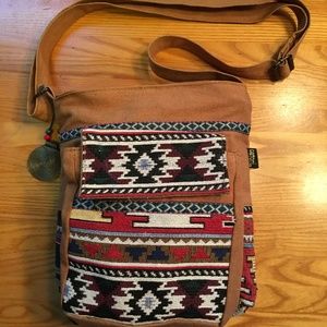 Catori Shoulder Bag